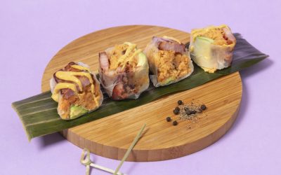 Rouleaux de printemps aux pépites de saumon, bacon et mayo cari-miel